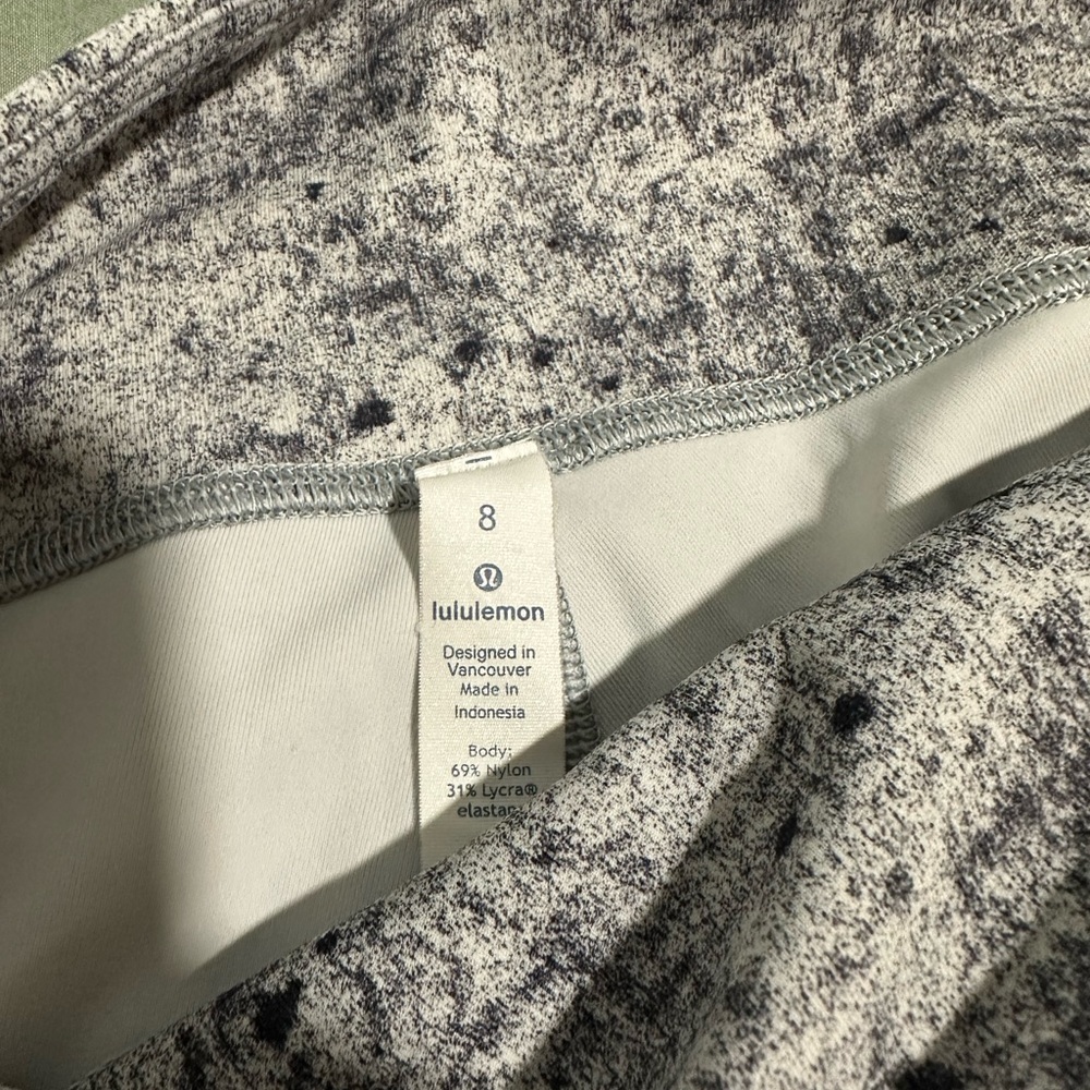 Lululemon Gray Patterned Leggings